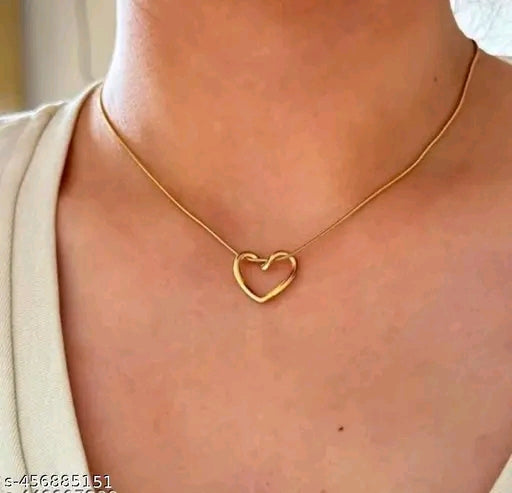 Trendy Pendants & Lockets