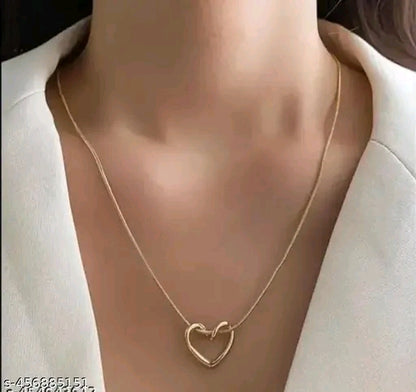 Trendy Pendants & Lockets